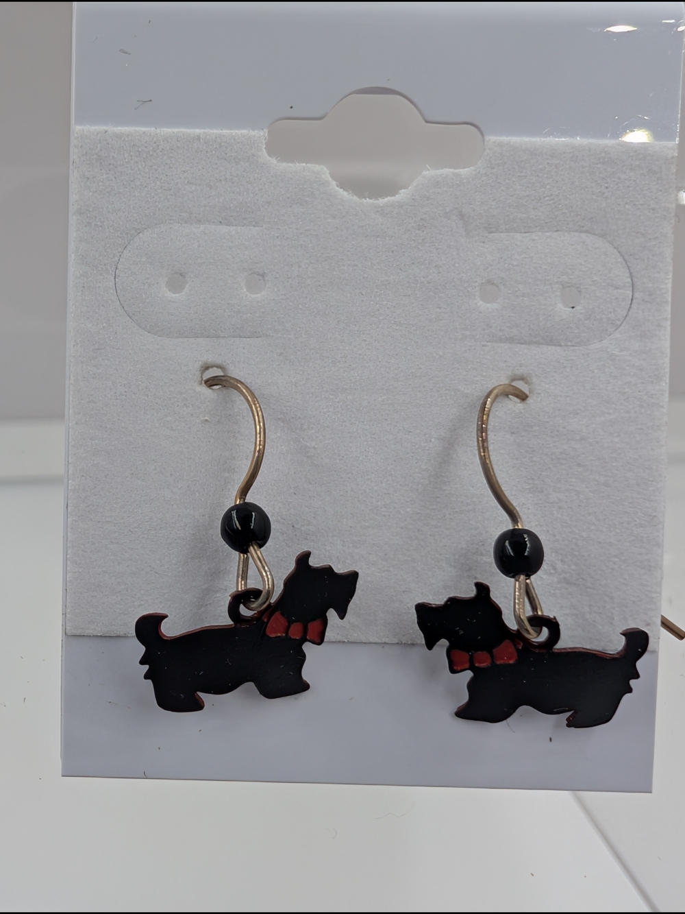 ​Christmas Dog Earring Set: Black Lab Wreath & Scottie Dog Red Bow Dangles Bb75 - Picture 4 of 5